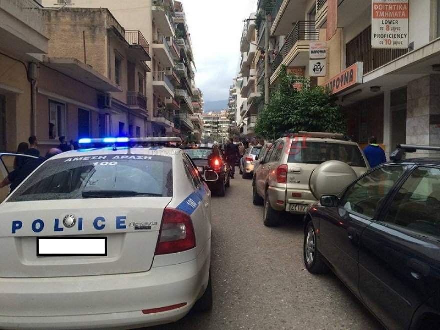 Πάτρα: Οδηγός επιτέθηκε στον τροχονόμο που της έκοψε κλήση