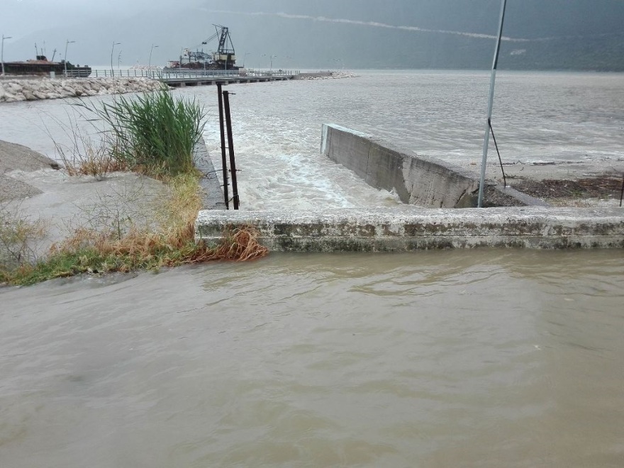 Μεγάλες καταστροφές σε Ηλεία και Λευκάδα από τις ισχυρές βροχοπτώσεις