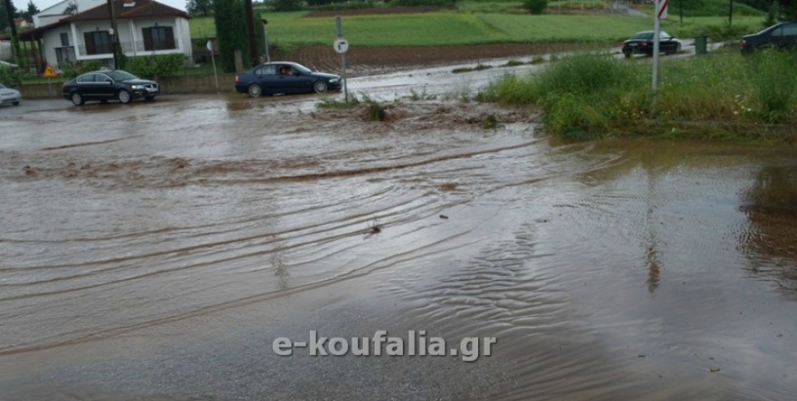 Θεσσαλονίκη: Μεγάλα προβλήματα και καταστροφές από την ισχυρή καταιγίδα