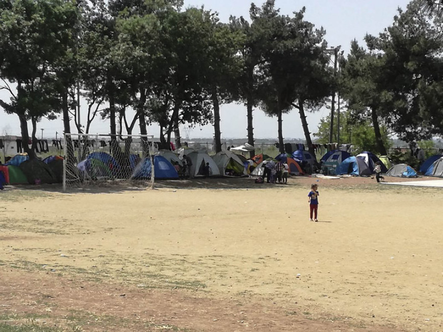 Θεσσαλονίκη ώρα μηδέν: Πρόσφυγες και μετανάστες κατακλύζουν την πόλη