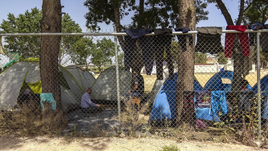 Θεσσαλονίκη ώρα μηδέν: Πρόσφυγες και μετανάστες κατακλύζουν την πόλη