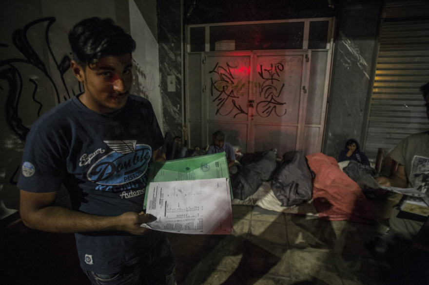 Θεσσαλονίκη ώρα μηδέν: Πρόσφυγες και μετανάστες κατακλύζουν την πόλη