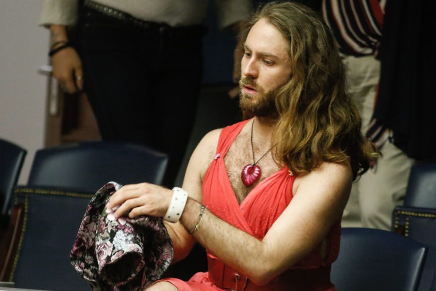 Στη Βουλή το Jason-Αντιγόνη για την αναδοχή από ομόφυλα ζευγάρια