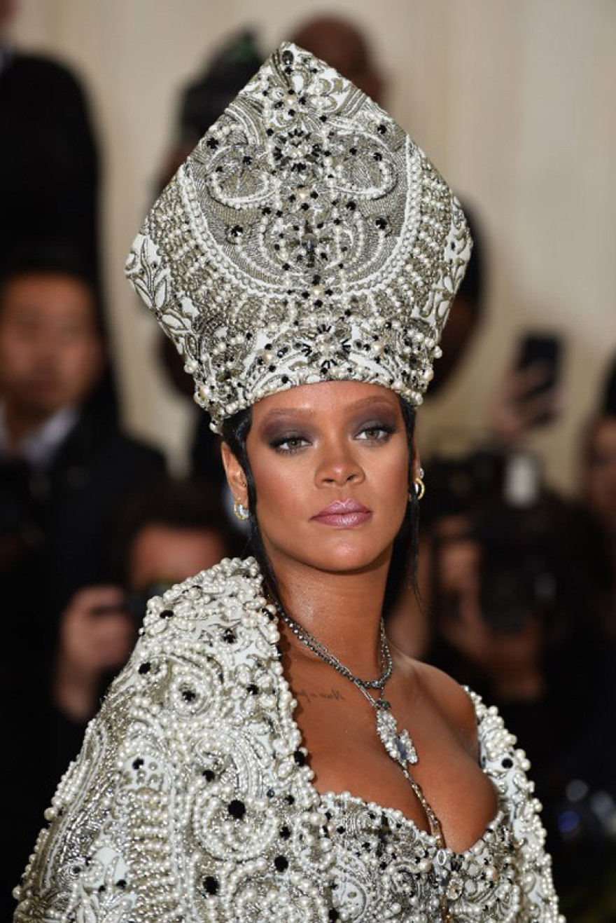 Φωτογραφίες: Όλες οι εμφανίσεις στο Met Gala - «Χρυσή» Καρντάσιαν, «Βασίλισσα» Ρίρι 