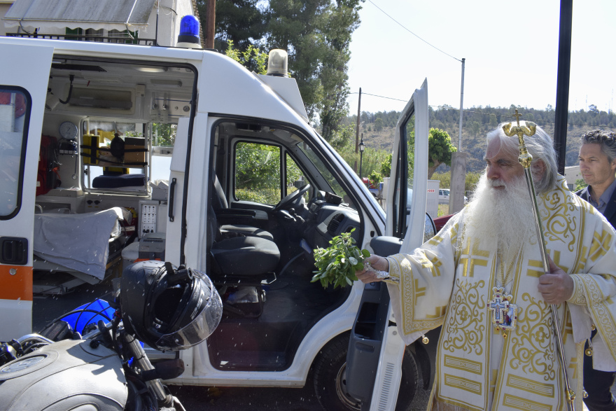 Ναύπλιο: Ουρές αυτοκινήτων για αγιασμό στη γιορτή του Αγίου Χριστοφόρου