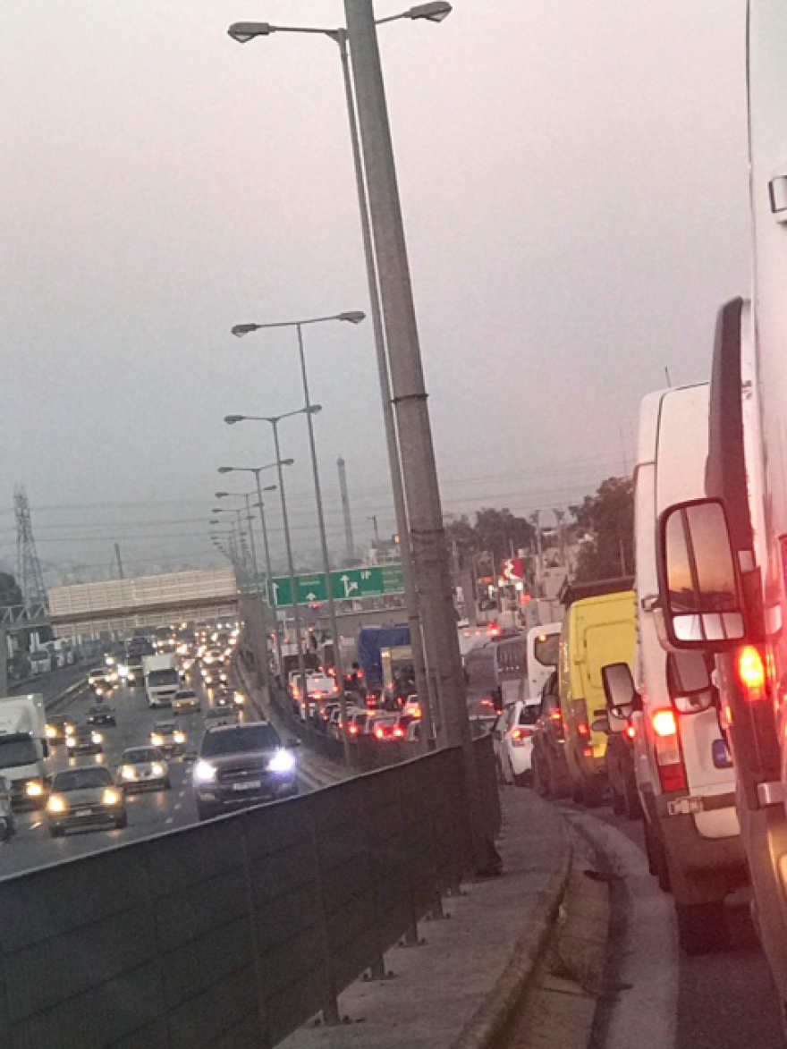 Τραγωδία στον Κηφισό: Μεθυσμένος οδηγός νταλίκας συγκρούστηκε με δυο ΙΧ- Δύο νεκροί