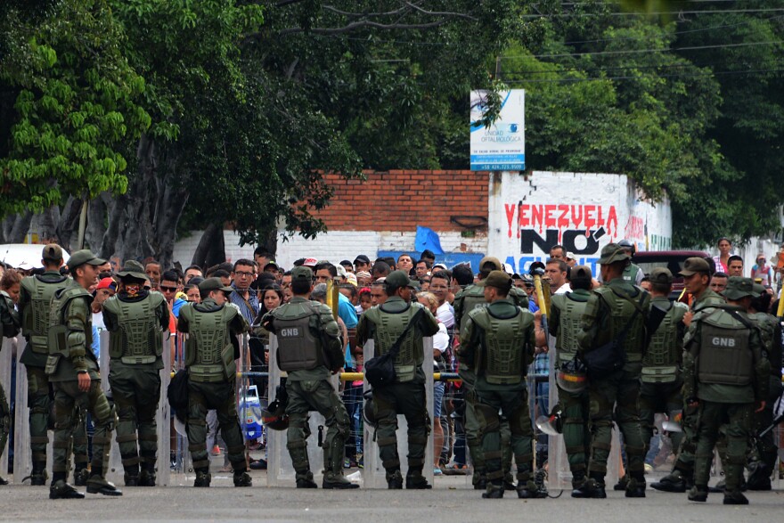Στοιχεία-σοκ: Ένα εκατομμύριο πρόσφυγες από τη Βενεζουέλα στην Κολομβία το 2017