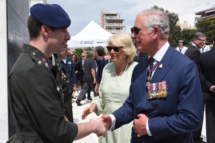 Στο θωρηκτό Αβέρωφ ο πρίγκιπας Κάρολος συνοδεία Καμμένου
