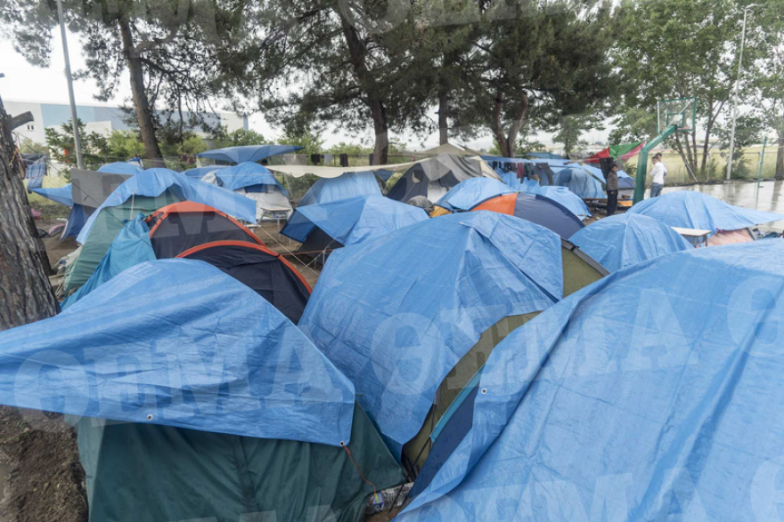 Διαβατά, όπως Ειδομένη: Εικόνες από το κέντρο φιλοξενίας