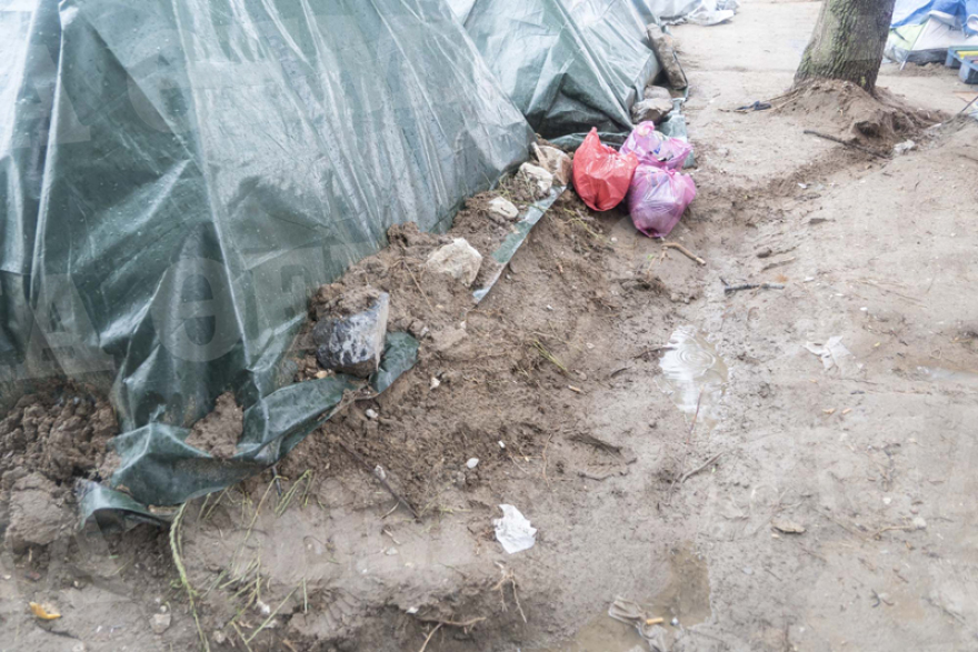 Διαβατά, όπως Ειδομένη: Εικόνες από το κέντρο φιλοξενίας