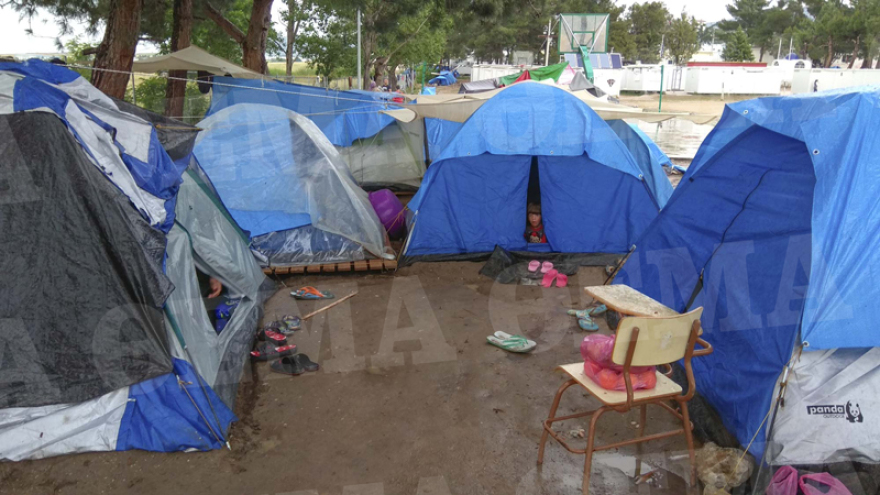 Διαβατά, όπως Ειδομένη: Εικόνες από το κέντρο φιλοξενίας