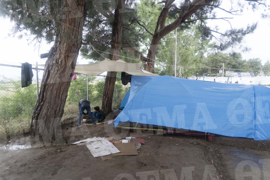 Διαβατά, όπως Ειδομένη: Εικόνες από το κέντρο φιλοξενίας