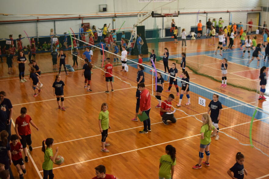 Βόλεϊ: Η γιορτή του Ερμή Ηγουμενίτσας με 500 παιδιά και τιμώμενο πρόσωπο τον Βασίλη Κουρνέτα