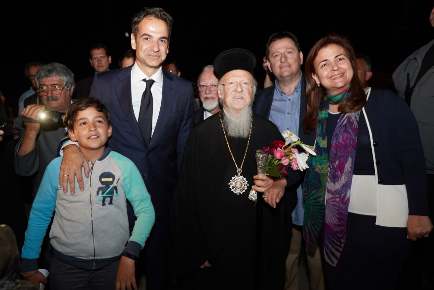 Ο Μητσοτάκης με τον Οικουμενικό Πατριάρχη στην Ίμβρο