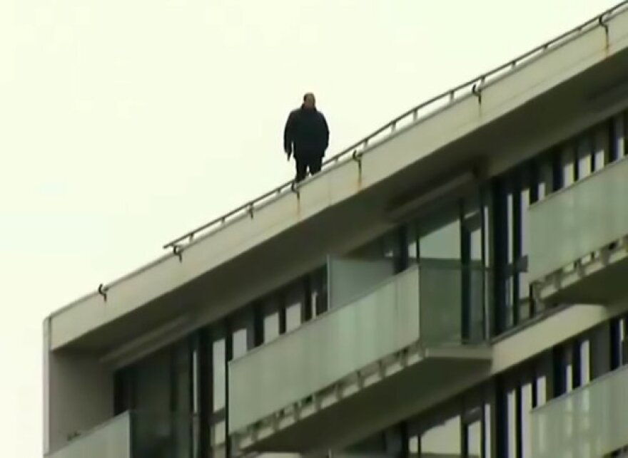 Διάσημος κλόουν σκότωσε την πρώην σύντροφό του μπροστά στα παιδιά της