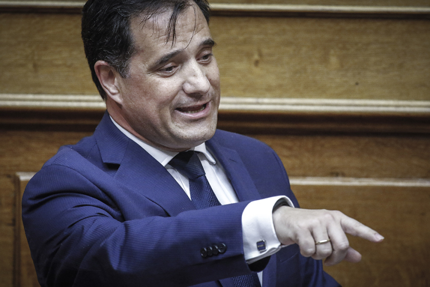 Φωτογραφίες: Οι αντιδράσεις των υπουργών κατά την ομιλία του Άδωνι Γεωργιάδη