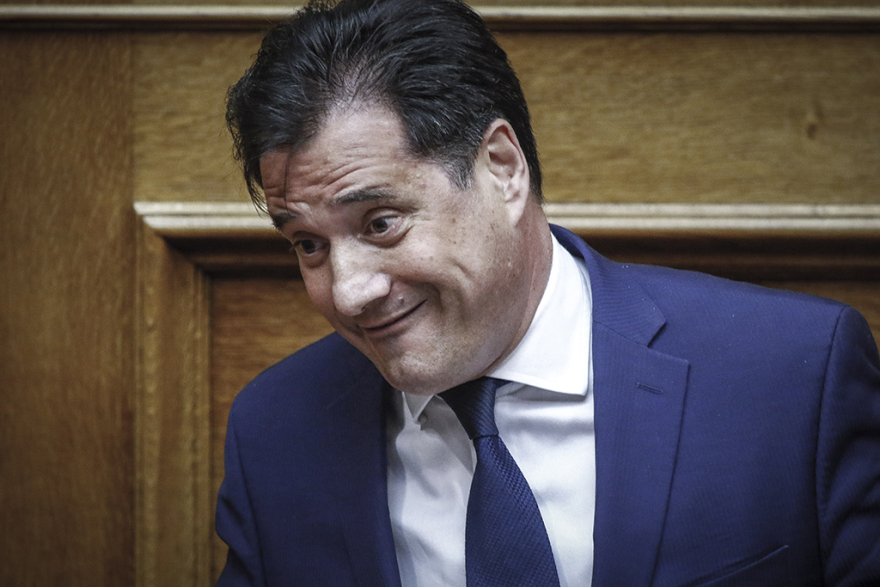 Φωτογραφίες: Οι αντιδράσεις των υπουργών κατά την ομιλία του Άδωνι Γεωργιάδη