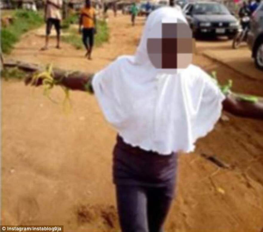 Αδιανόητο: Στη Νιγηρία «σταύρωσαν» μαθητές επειδή άργησαν στο σχολείο