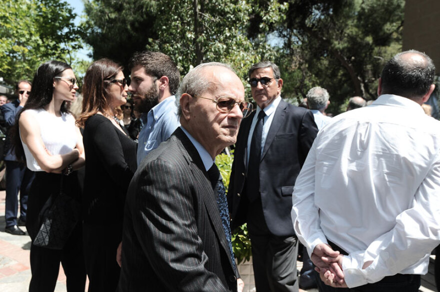 Ύστατο χαίρε στον Θεόδωρο Βασιλάκη 