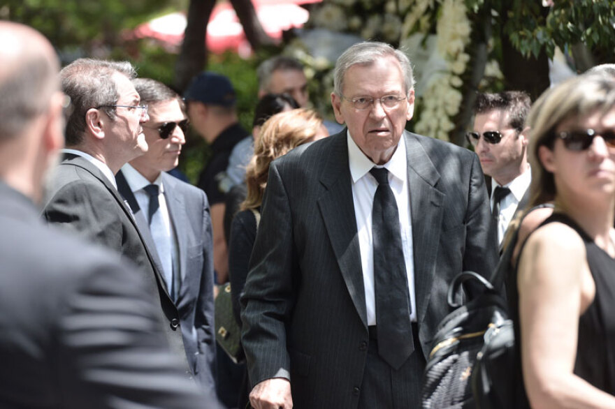 Ύστατο χαίρε στον Θεόδωρο Βασιλάκη 