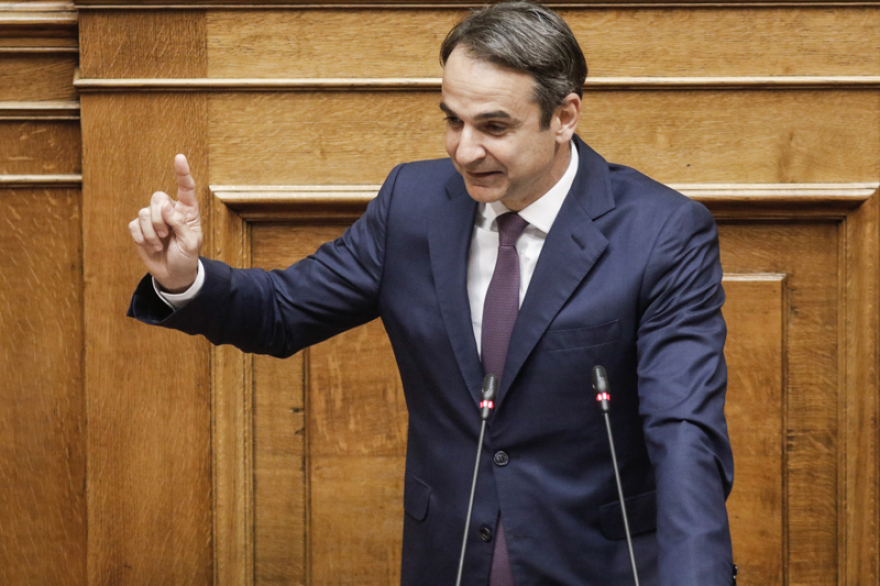 Σύγκρουση στη Βουλή: Ο Τσίπρας... ξέχασε το «εκλογές στο τέλος της θητείας»