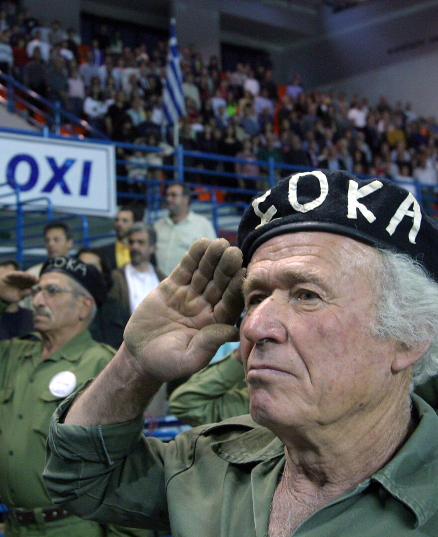 Φρικτές αποκαλύψεις: Βρετανοί βίαζαν και έσβηναν τσιγάρα στον πρωκτό των αγωνιστών της ΕΟΚΑ