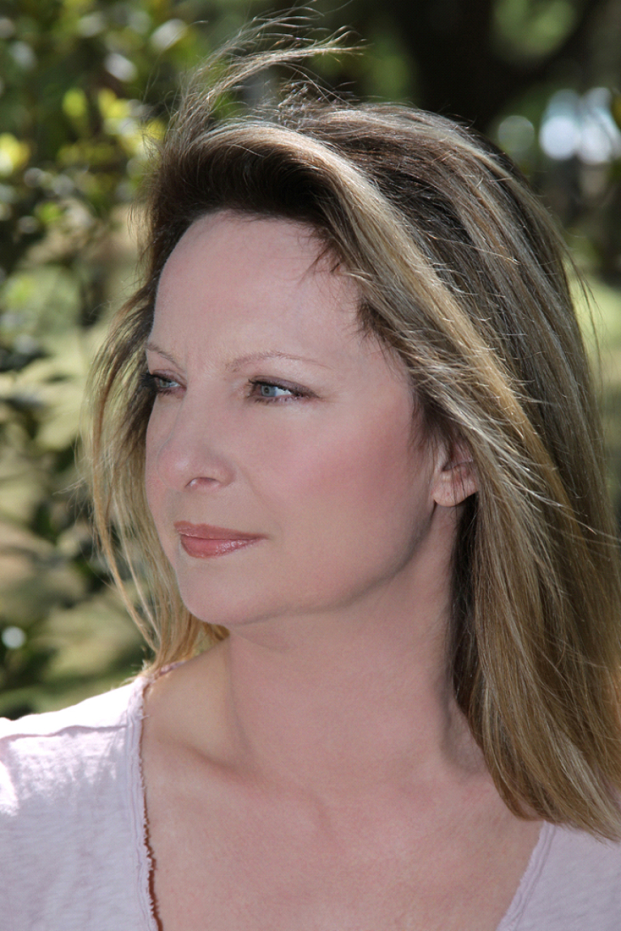 "Το Δάκρυ της Μάντισσας" το νέο μυθιστόρημα της Γιώτας Γουβέλη από τις εκδόσεις Διόπτρα