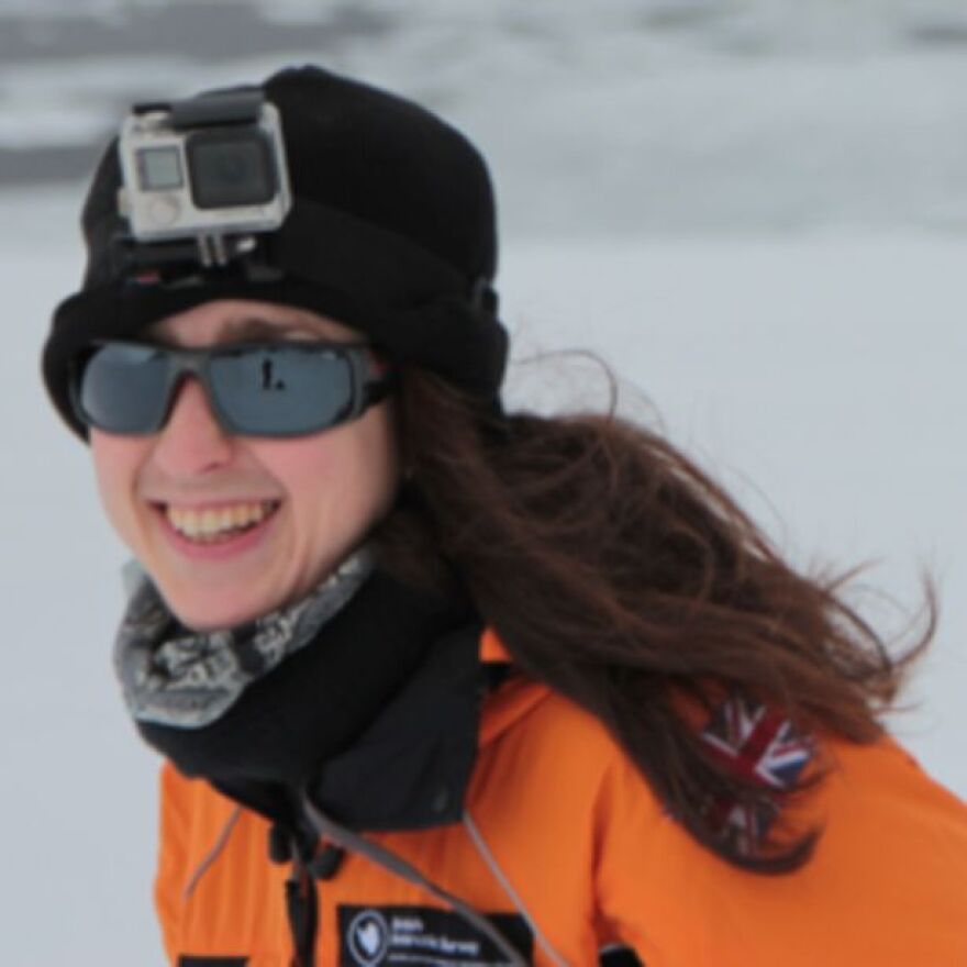 Δείτε το πρώτο εντυπωσιακό βίντεο: Παγόβουνο τέσσερις φορές όσο το Λονδίνο αποκολλήθηκε από την Ανταρκτική 