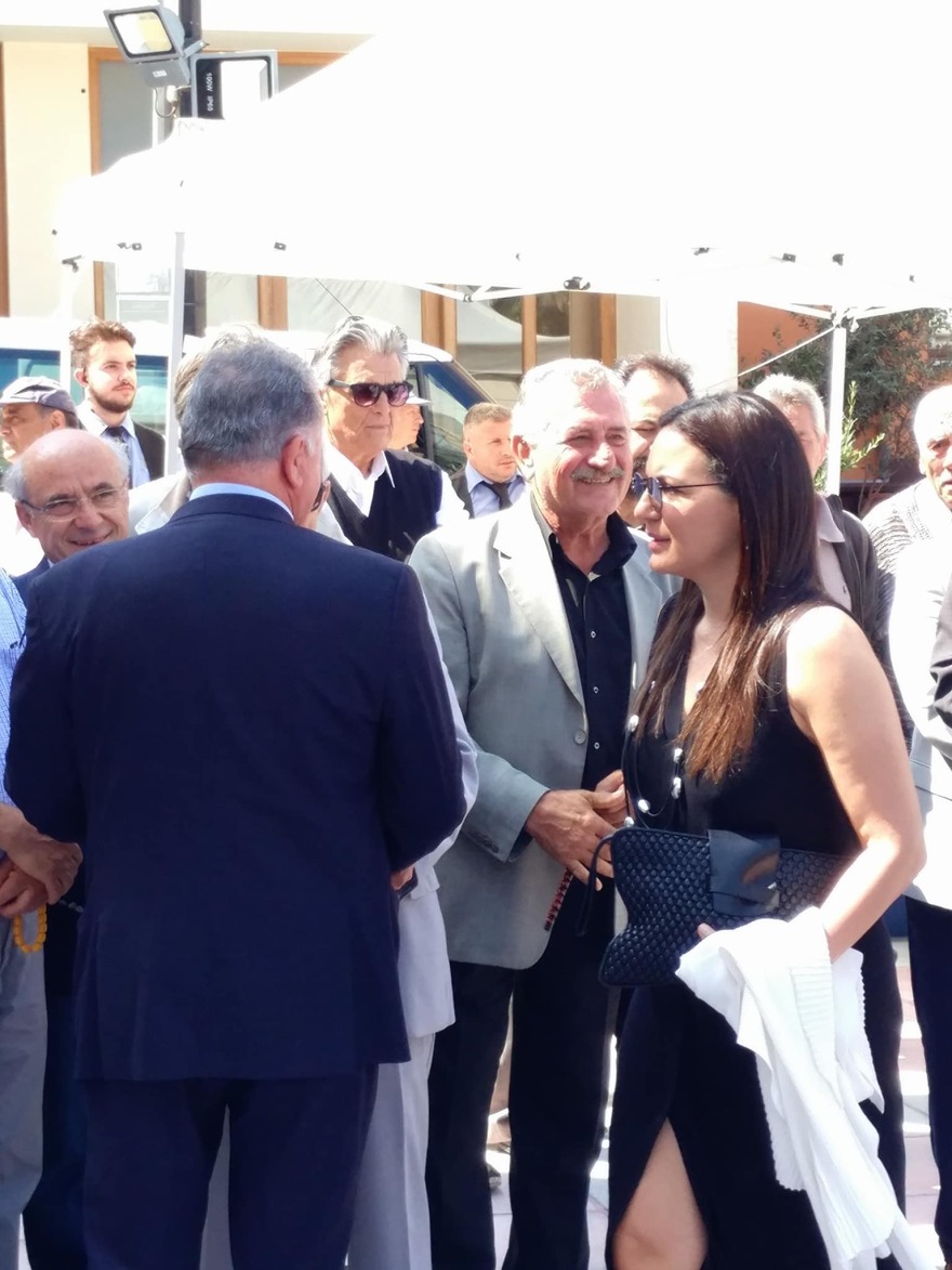 Συγκίνηση και πλήθος κόσμου στο ετήσιο μνημόσυνο του Κωνσταντίνου Μητσοτάκη στα Χανιά