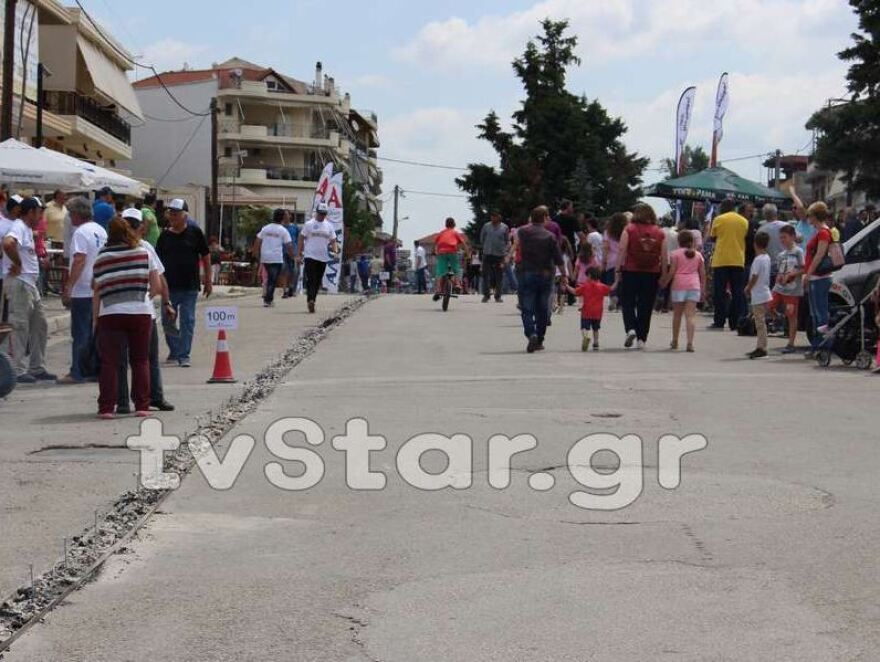 Πάει για Γκίνες η Λιβαδειά: Σουβλάκι μήκους 201 μέτρων για όλα τα γούστα