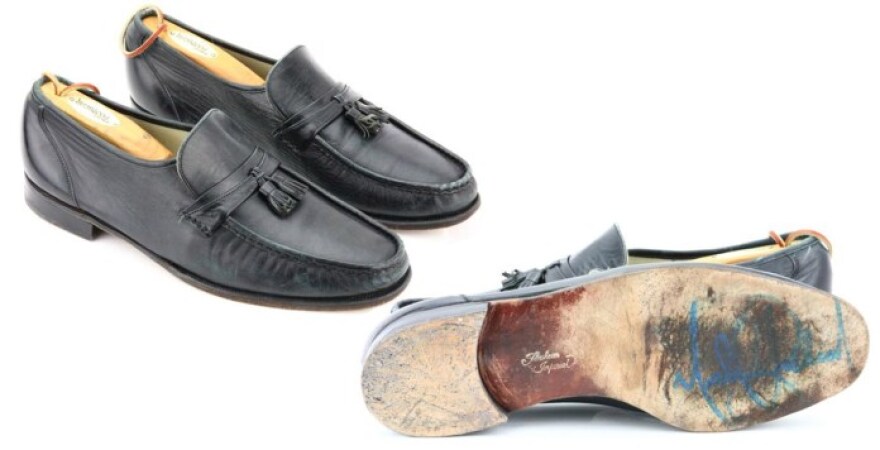 Michael Jackson: Σε δημοπρασία τα παπούτσια από την πρώτη εκτέλεση του «moonwalk»