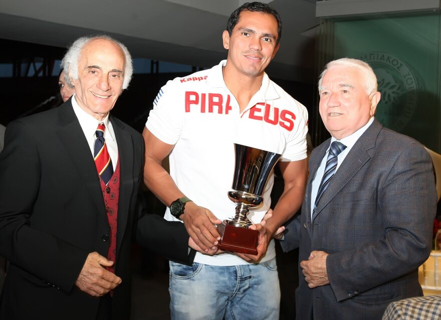 Απεβίωσε ο  παλαίμαχος ποδοσφαιριστής Κώστας Πολυχρονίου