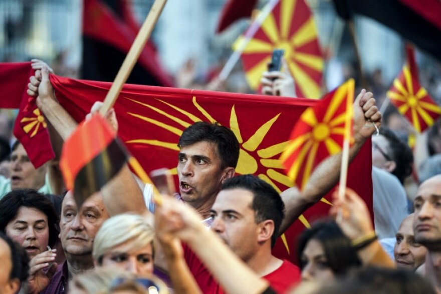 Συλλαλητήριο κατά της αλλαγής της ονομασίας στα Σκόπια: «Όχι» φώναξαν χιλιάδες πολίτες