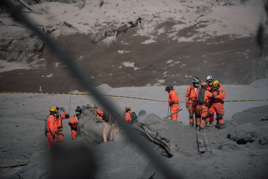 Φωτογραφίες από το ηφαίστειο στη Γουατεμάλα: Στους 69 οι νεκροί