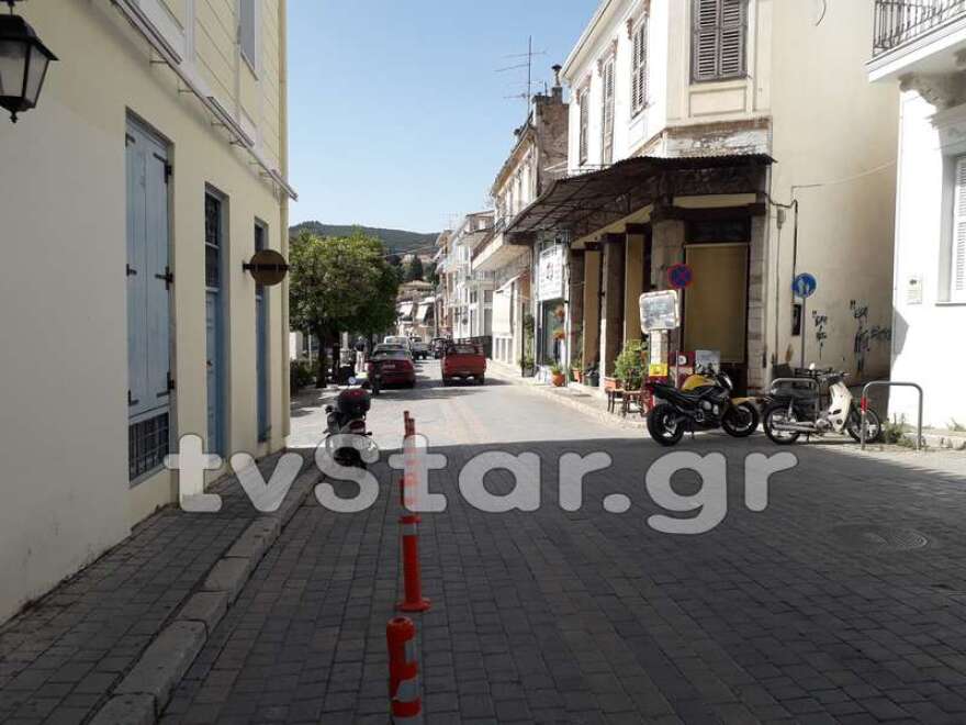 Έκρυθμη η κατάσταση στην Άμφισσα - «Θεούς και δαίμονες» απειλούν οι Ρομά