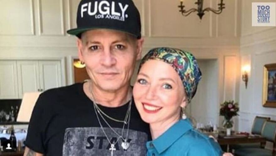 «Ο Τζόνι Ντεπ δεν είναι άρρωστος» διαβεβαιώνει κοντινό του πρόσωπο  - Aνανεωμένος μετά τις σοκαριστικές φωτογραφίες