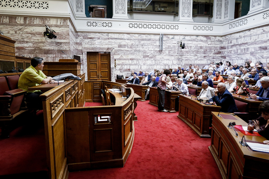 Τσακαλώτος: Γεγονός οι αυξήσεις στον ΕΝΦΙΑ -  Δεν είναι της παρούσης η συζήτηση για τις συντάξεις 