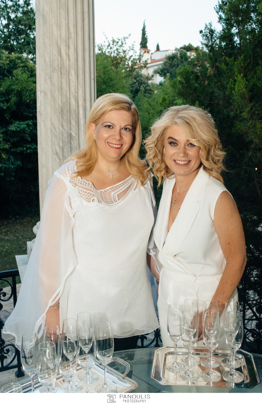 Λαμπερό δείπνο γενεθλίων σε πύργο της Κηφισιάς