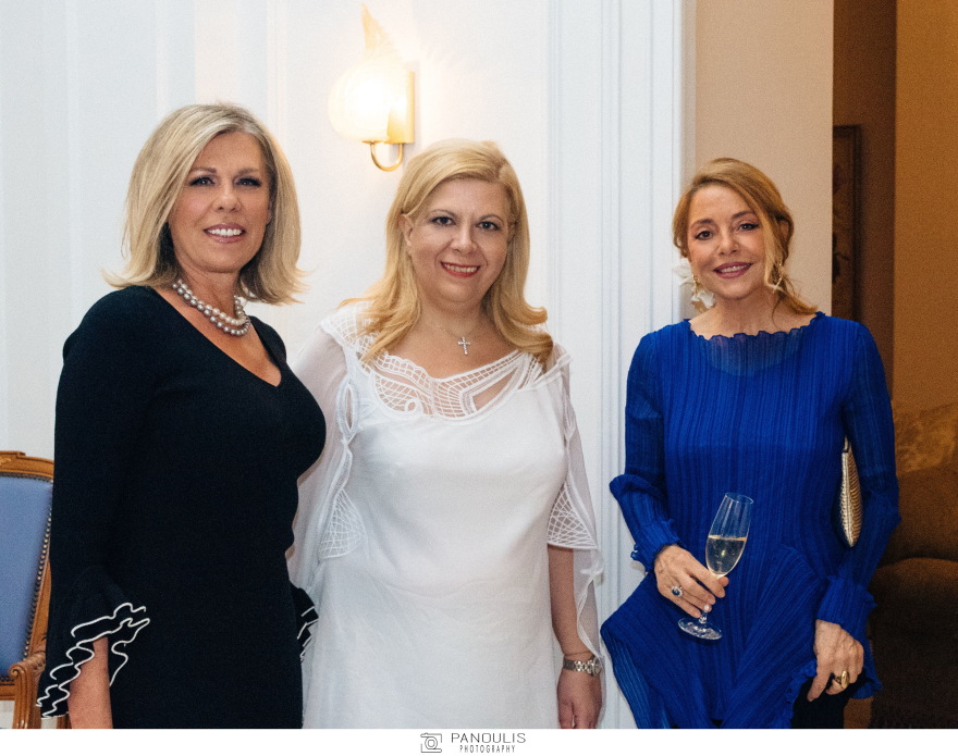 Λαμπερό δείπνο γενεθλίων σε πύργο της Κηφισιάς