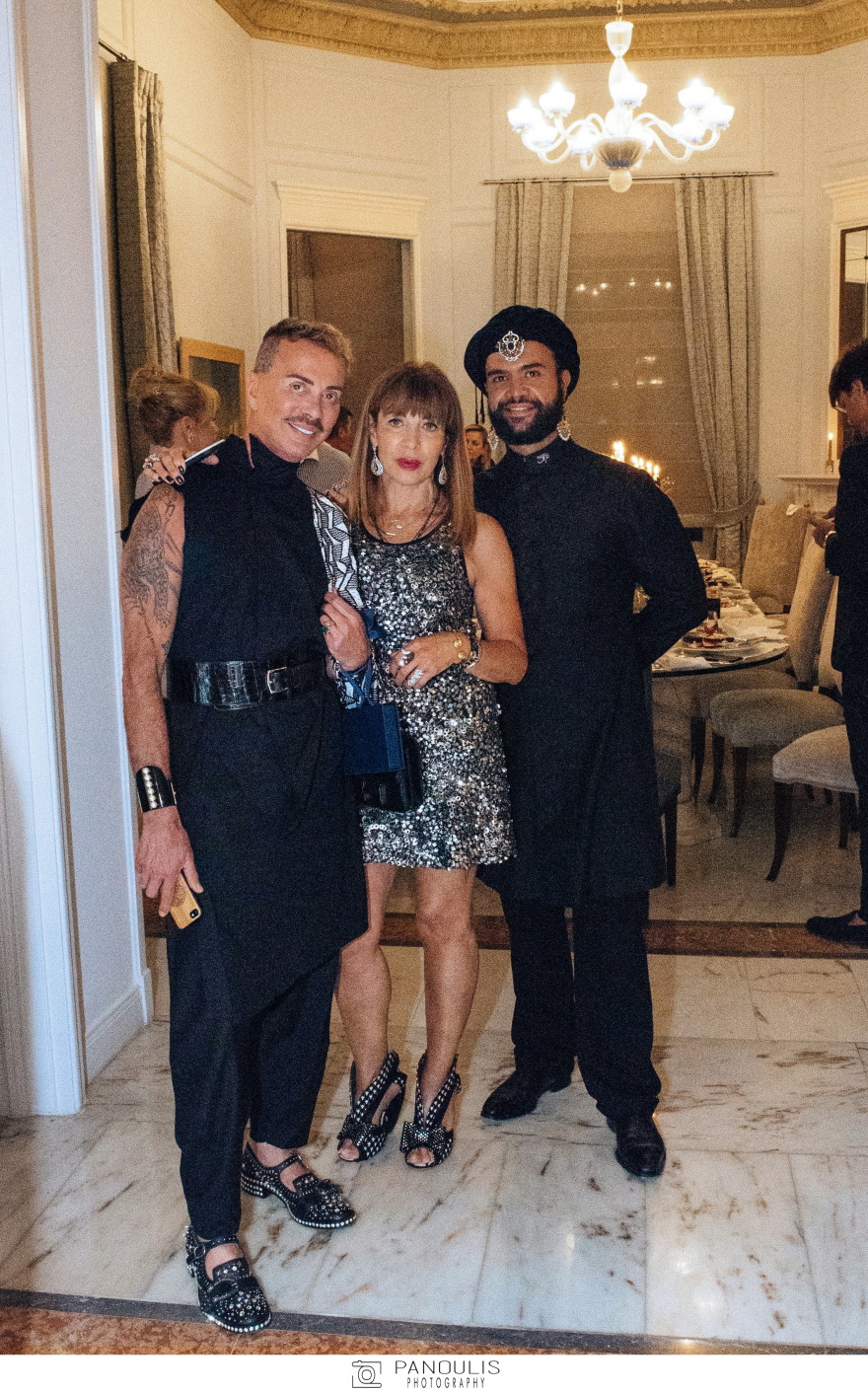 Λαμπερό δείπνο γενεθλίων σε πύργο της Κηφισιάς