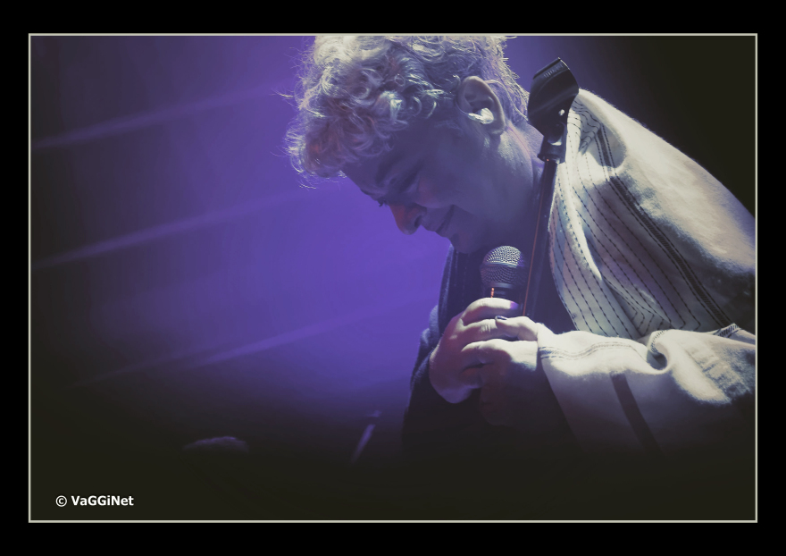 Φωτογραφίζοντας καλλιτέχνες επι σκηνής