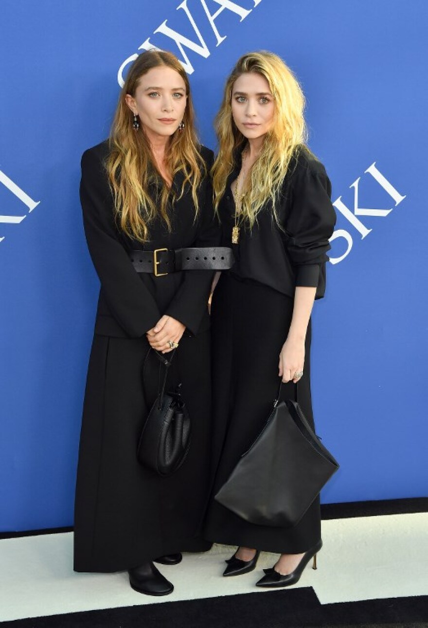 Κιμ Καρντάσιαν: Κέρδισα βραβείο μόδας και είμαι συνέχεια γυμνή!