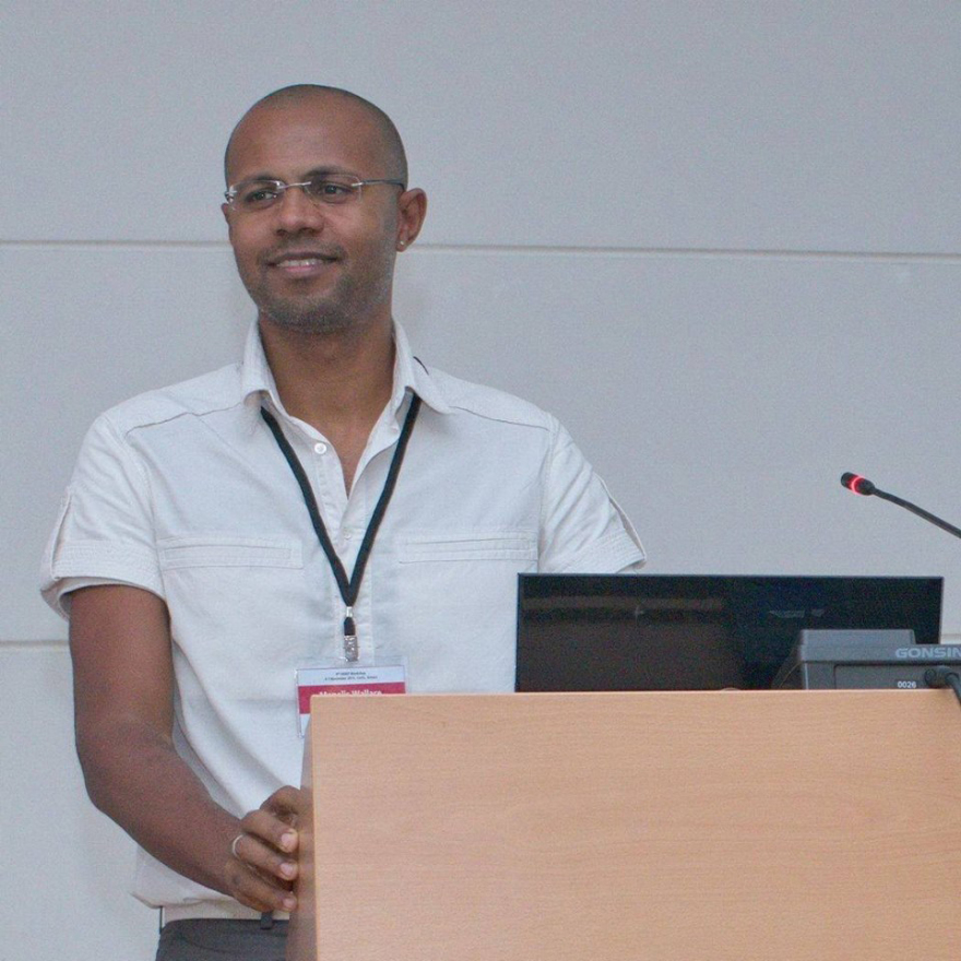 Το όνομα του, ΓΑΒ Lab