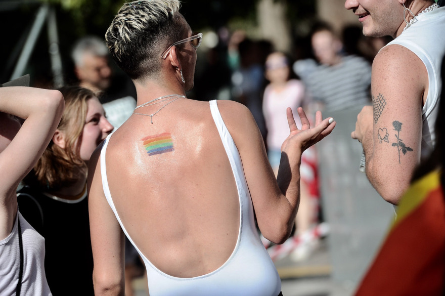 Βίντεο και φωτογραφίες: Στο ρυθμό του Athens Pride η πρωτεύουσα