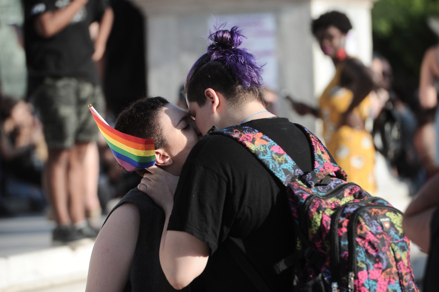 Βίντεο και φωτογραφίες: Στο ρυθμό του Athens Pride η πρωτεύουσα