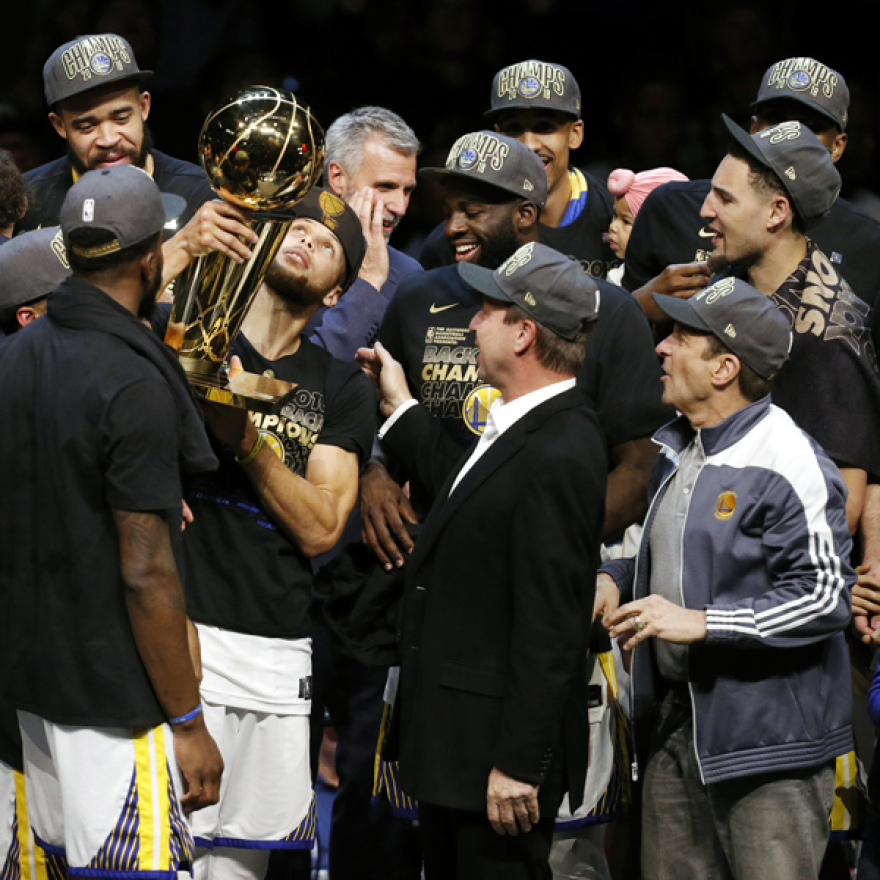 NBA: «Βασιλιάς»... χωρίς στέμμα ο Λεμπρόν - Δεύτερο σερί πρωτάθλημα για τους Ουόριορς