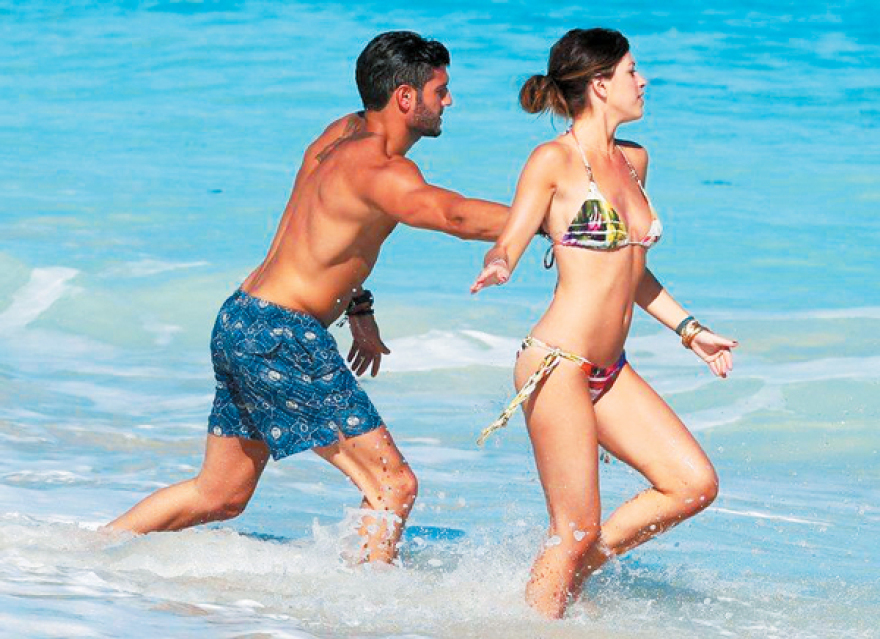 Μια απόγονος  Μελά ξεμπροστιάζει τον Φρίμαν