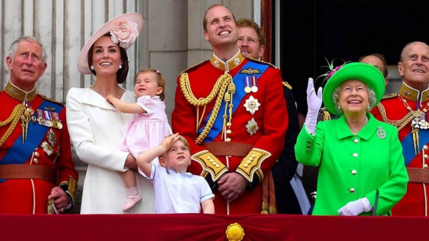 Σκάνδαλο στο Μπάκιγχαμ: Ο ξάδελφος της Ελισάβετ «πουλάει» εμπορικές συμφωνίες με τον Πούτιν