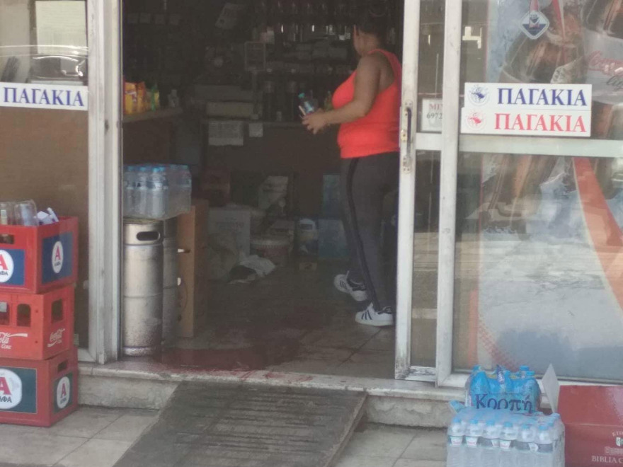 Αιματηρή απόπειρα ληστείας σε κάβα στο Παλαιό Φάληρο