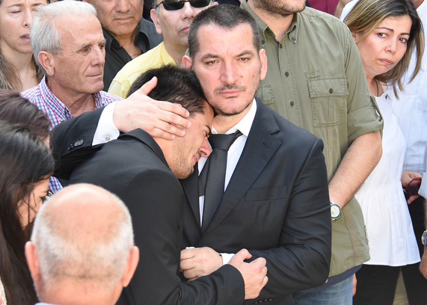 Θρήνος στο τελευταίο αντίο στην Αναστασία Δήμα